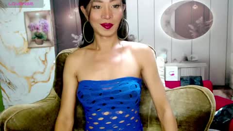 Snapshot of hung_diva chatting on 2, 6, 2026 REAL BIG COCK online show from 2, 6, 2026