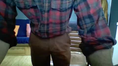 hunghard2004 online show from 17, 10, 2025