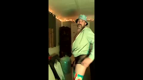 hungitalian40 online show from 5, 4, 2026