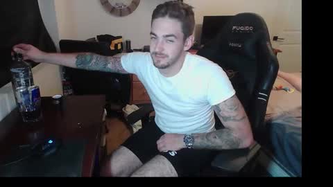 hungmtnman2256 online show from 24, 3, 2026