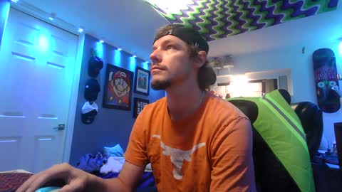 Snapshot of hungtxcock92 chatting on 8, 10, 2025 hungtxcock92 online show from 8, 10, 2025