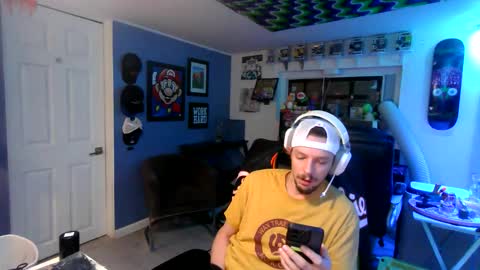 Snapshot of hungtxcock92 chatting on 8, 1, 2026 hungtxcock92 online show from 8, 1, 2026