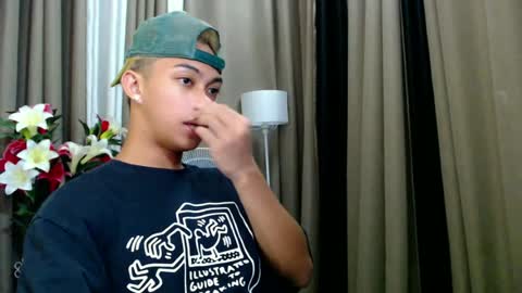 Snapshot of hunk_edward chatting on 25, 6, 2026 hunk_edward online show from 25, 6, 2026