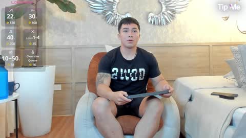 hunk_ryan online show from 14, 12, 2024