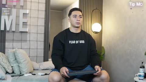 hunk_ryan online show from 5, 3, 2025