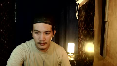 hunkylloyd online show from 2, 12, 2024