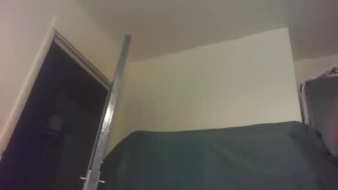 hunnyboo2323 online show from 16, 5, 2026