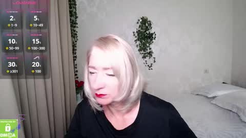 Snapshot of hunters_woman chatting on 9, 9, 2025 Irena online show from 9, 9, 2025