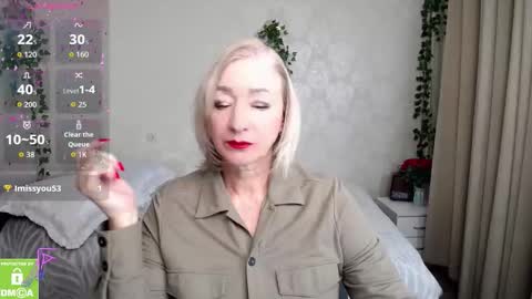 Snapshot of hunters_woman chatting on 26, 10, 2025 Irena online show from 26, 10, 2025