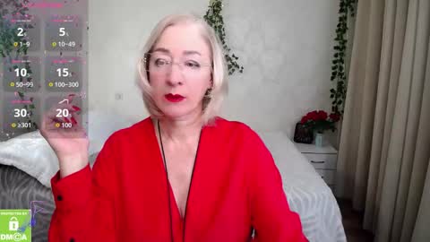 Snapshot of hunters_woman chatting on 28, 10, 2025 Irena online show from 28, 10, 2025