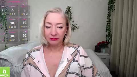 Snapshot of hunters_woman chatting on 13, 11, 2025 Irena online show from 13, 11, 2025