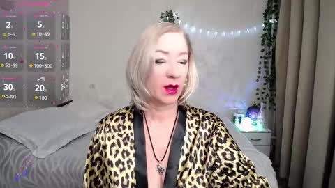 Snapshot of hunters_woman chatting on 3, 12, 2025 Irena online show from 3, 12, 2025