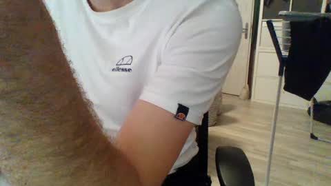 hunting_007 online show from 10, 7, 2026