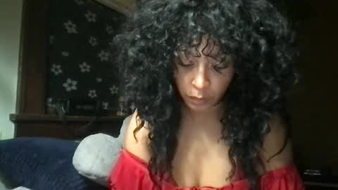 Snapshot of hunyybunz chatting on 21, 12, 2025 Goddess Hunyy online show from 21, 12, 2025