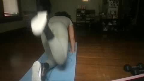 Snapshot of hunyybunz chatting on 8, 1, 2026 Goddess Hunyy online show from 8, 1, 2026