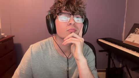 hushimhung online show from 18, 3, 2026