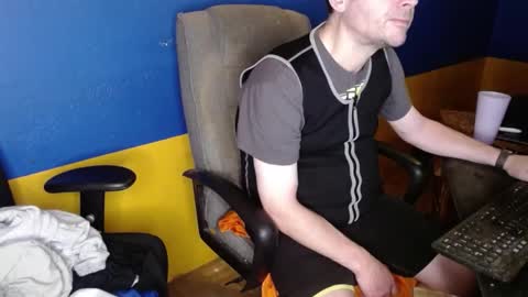 Huskyguy online show from 7, 12, 2024