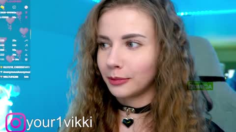Snapshot of hustleebabyy_vikki chatting on 7, 2, 2025 Vika online show from 7, 2, 2025