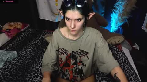 Snapshot of hyeon_jin chatting on 13, 1, 2025 Hyeon Jin online show from 13, 1, 2025