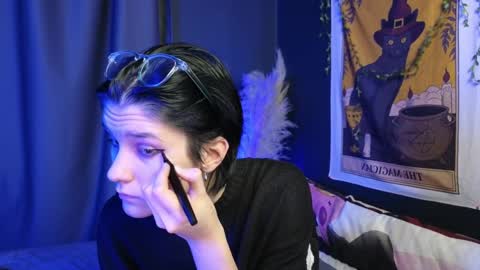 Snapshot of hyeon_jin chatting on 28, 1, 2025 Hyeon Jin online show from 28, 1, 2025