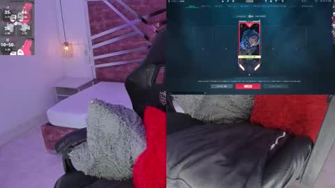 Snapshot of hyliebloom chatting on 10, 11, 2025 Ashley online show from 10, 11, 2025