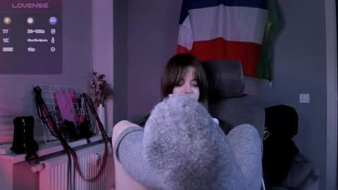 Miley. PVT open i have extra prices on nude show  online show from 19, 12, 2025