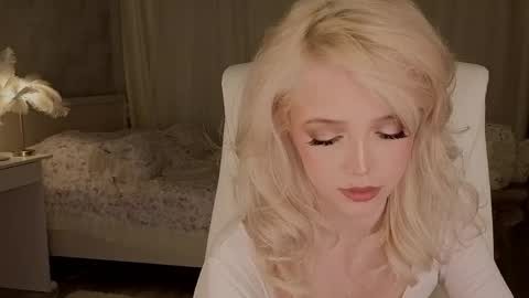Snapshot of i__am_joss chatting on 5, 5, 2026 Joselle online show from 5, 5, 2026