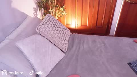 Lucy online show from 28, 2, 2026