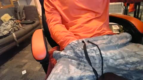 Snapshot of i_am_only_human chatting on 8, 2, 2025 lucifer online show from 8, 2, 2025