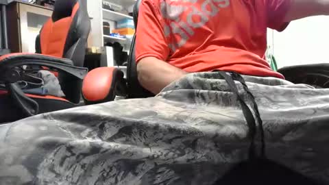 Snapshot of i_am_only_human chatting on 2, 11, 2025 lucifer online show from 2, 11, 2025