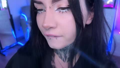 Asya  online show from 8, 11, 2025