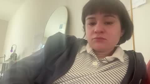 Snapshot of i_love_olive chatting on 6, 2, 2026 Olive online show from 6, 2, 2026