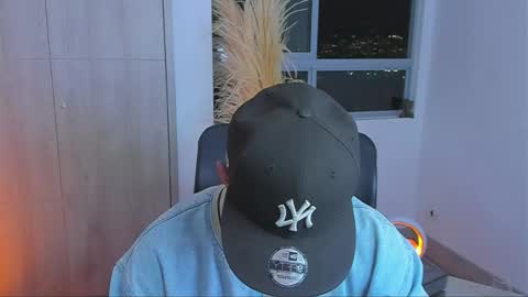 Snapshot of iam_light chatting on 31, 5, 2026 Light online show from 31, 5, 2026