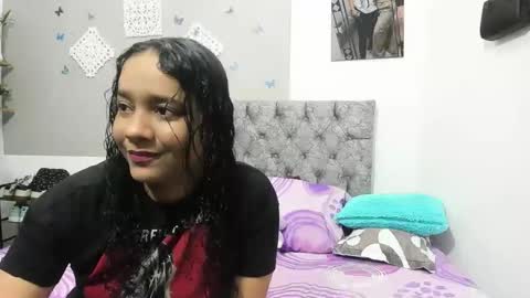 Snapshot of iam_mai chatting on 12, 3, 2025 iam_mai online show from 12, 3, 2025