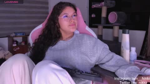 On instagram Imm  NikkiHelp me reach 100 likes online show from 28, 12, 2024