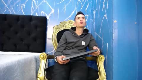 Iam Smith  online show from 17, 2, 2026