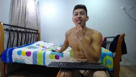 iam_yourbabyprincess_xd online show from 28, 2, 2025