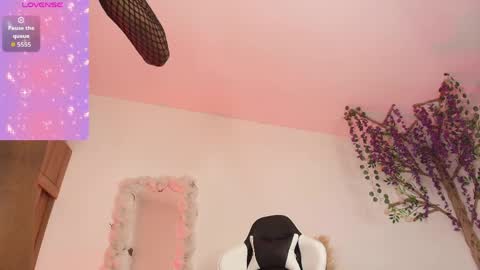 iamandrey_ online show from 14, 4, 2026