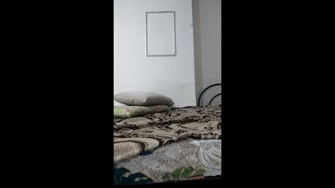 Snapshot of iamblue0001 chatting on 27, 3, 2026 Blue online show from 27, 3, 2026