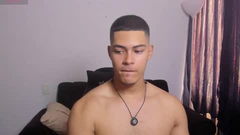 Dylan  independent model  online show from 25, 3, 2026