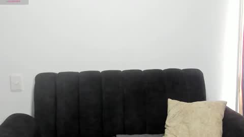 Dylan  independent model  online show from 28, 3, 2026