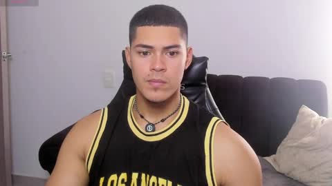 Dylan  independent model  online show from 1, 4, 2026