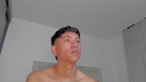 Juliiiiian online show from 15, 4, 2026