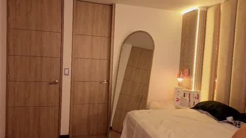 Snapshot of iamnyxy_ chatting on 10, 2, 2026 Nyxy online show from 10, 2, 2026