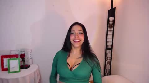 Camila online show from 13, 12, 2025