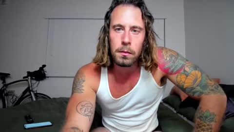 Snapshot of iamtarzan91 chatting on 17, 12, 2025 Iamtarzan91 online show from 17, 12, 2025