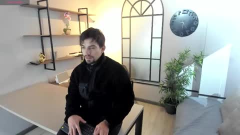 Ian Davis online show from 17, 9, 2025