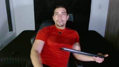 Snapshot of ian_davis chatting on 21, 5, 2026 Ian Davis online show from 21, 5, 2026