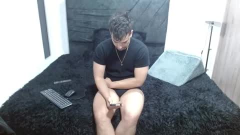 Ian Davis online show from 24, 7, 2026
