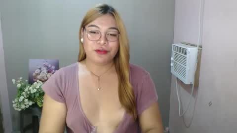 Snapshot of iana_whorexxx chatting on 12, 12, 2024 iana online show from 12, 12, 2024